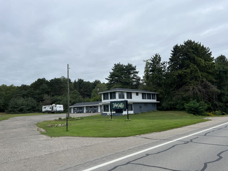 Lexingtons LillyPad (Azure Tides, Lexington Budget Motel) - Sept 10Th 2023 (newer photo)